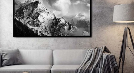 Obraz czarno-biały na płótnie oprawiony w ramę -  Górskie szczyty