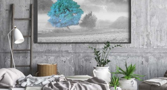 Obraz na płótnie czarno-biały z turkusowym akcentem - Samotne drzewo