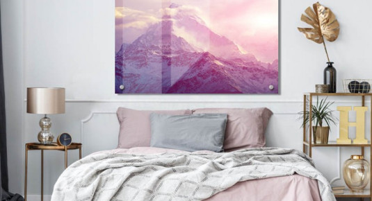 Obraz na szkle do sypialni - Romantyczny krajobraz z górami