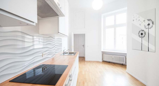 Panel do kuchni w stylu minimalistycznym - biały falisty wzór
