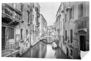 Wąski kanał w Wenecji