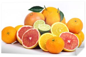 Różne owoce cytrusowe