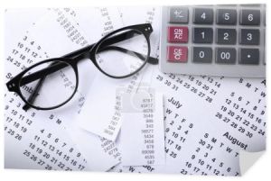 Kalkulator z okulary i kalendarz