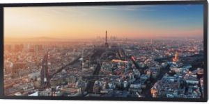Panorama Paryża o zachodzie słońca