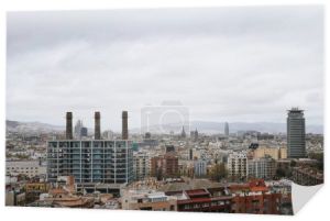 panoramiczne widoki na miasto Barcelona w pochmurny dzień, Hiszpania, 24 marca 2024