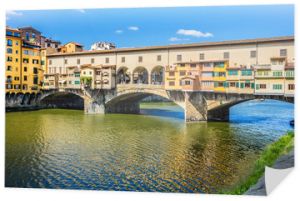 Most Ponte Vecchio (1345) na rzece Arno we Florencji, Włochy.