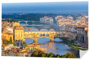 Ponte Vecchio nad rzeką Arno we Florencji, Włochy