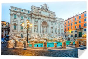 Fontanna di Trevi w świetle poranka w Rzymie, Włochy. Trevi jest najsłynniejszą fontanną Rzymu. Architektura i punkt orientacyjny Rzymu.