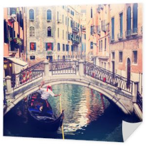 Wenecja, Włochy - Gondolier i zabytkowe kamienice
