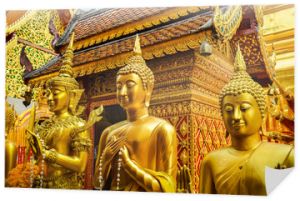 Wielu Buddów w Wat Phra That Doi Suthep - Chiang Mai, Tajlandia