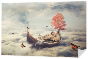Młoda samotna piękna kobieta dryfuje na łodzi nad chmurami. Marzycielski wygaszacz ekranu