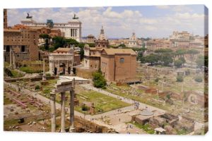 imponujący widok ze wzgórza Palatyn na Forum Romanum i Kapitol oraz pomnik narodowy Emanuel II