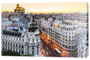 Panoramiczny widok na Gran Via, Madryt, Hiszpania.