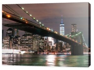 Most Brookliński z WTC nocą