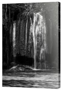 czarno-biały wodospad natura sezon wiosna
