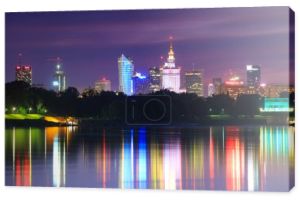 Warszawa noc widok na miasto z rzeką