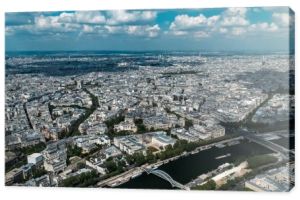 Widok z lotu ptaka na Paryż, Sekwana, Francja