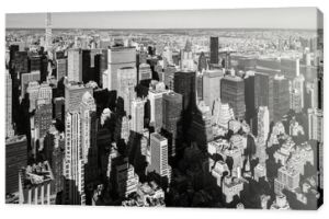 Widok z lotu ptaka Nowego Jorku na drapacze chmur Murray-Hill Midtown Manhattan w czerni i bieli