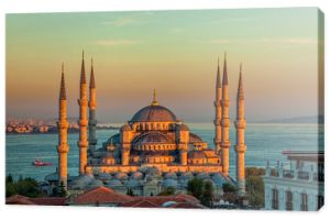 Błękitny Meczet w Stambule o zachodzie słońca