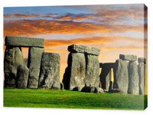 Zabytek historyczny Stonehenge o zachodzie słońca, Anglia, Wielka Brytania
