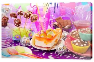 ozdoba urodziny strona tabela z słodycze dla dzieci
