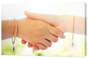 ręce symboli przyjaźni i religii