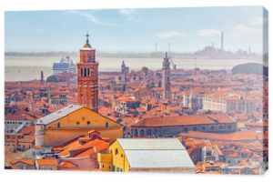 Panoramiczny widok Wenecji z wieży Campanile katedry św. Marka (Campanile di San Marco). Włochy.