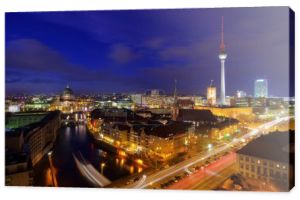 Berlinie w nocy